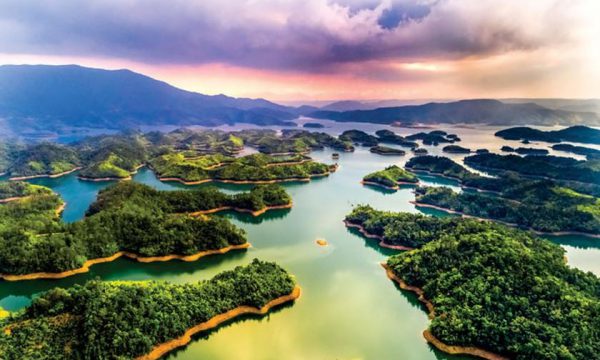 Du lịch Tà Đùng – Khám phá vẻ đẹp đại ngàn ở Đắk Nông