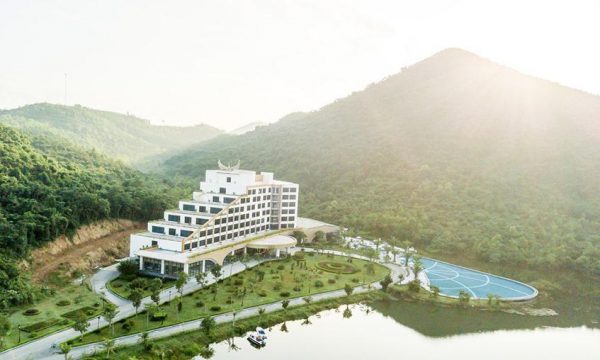 Khách sạn giá tốt: Khu sinh thái Mường Thanh Diễn Lâm