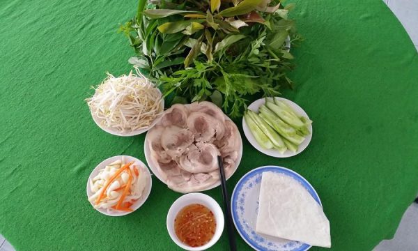 Top 6 Quán Bánh tráng phơi sương cuốn thịt luộc rau rừng ngon nhất Tây Ninh