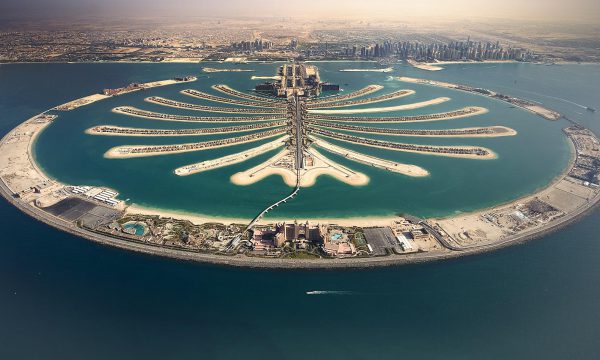 Du Lịch Dubai: Khám Phá Đại Dương Xanh và Vẻ Đẹp Lộng Lẫy