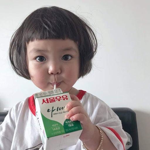 Hình ảnh em bé Hàn Quốc hóm hỉnh