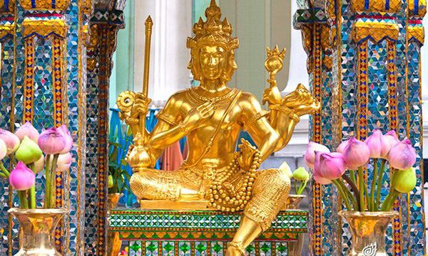Khám phá ý nghĩa bức tượng Phật Bốn Mặt Thái Lan