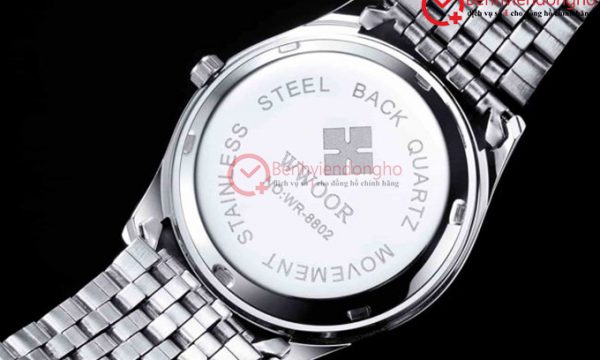 Bạn có biết đồng hồ Stainless steel back giá bao nhiêu không?